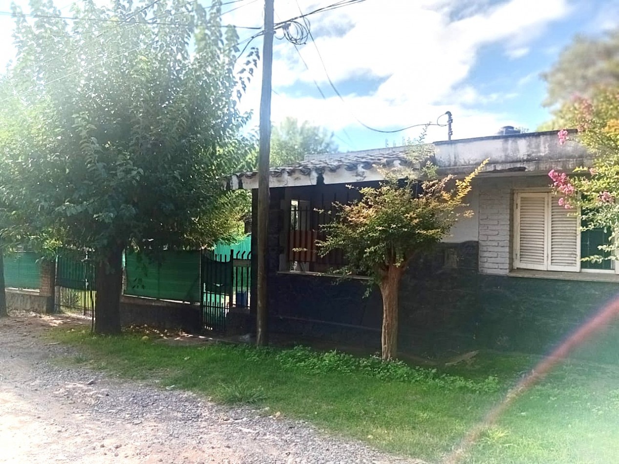 VENDO OPORTUNIDAD! DOS CASAS MAS UN DEPARTAMENTO - UNQUILLO