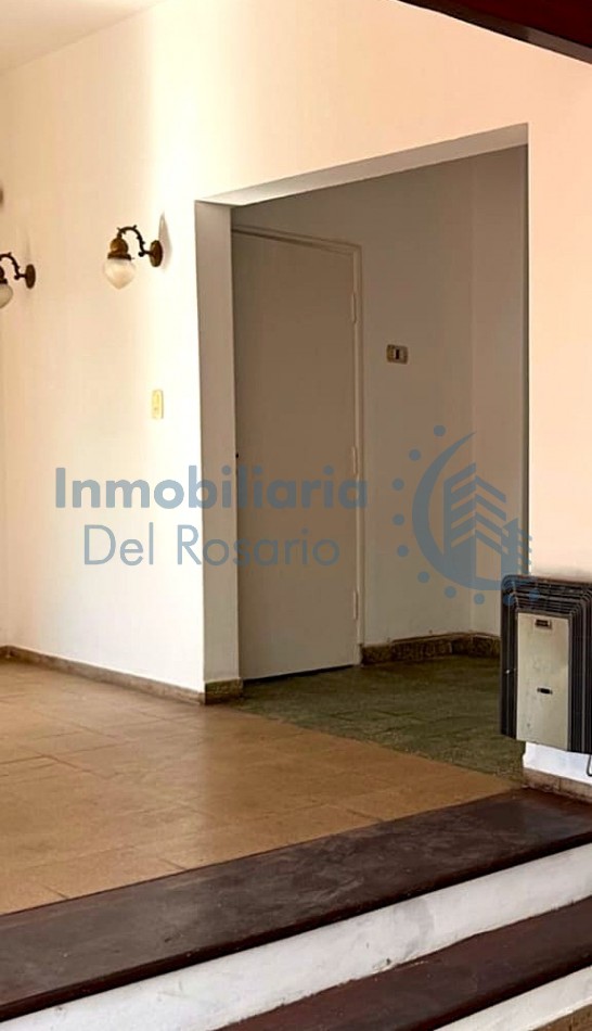 VENDO CASA ZONA CENTRO